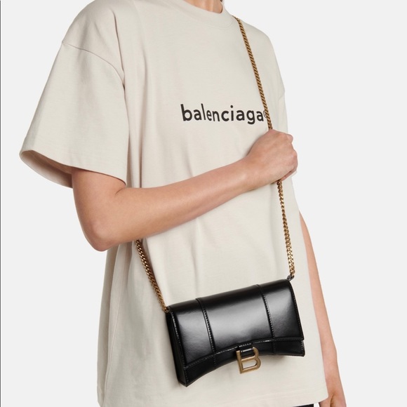 Balenciaga hourglass leather wallet on chain - Picture 11 of 11